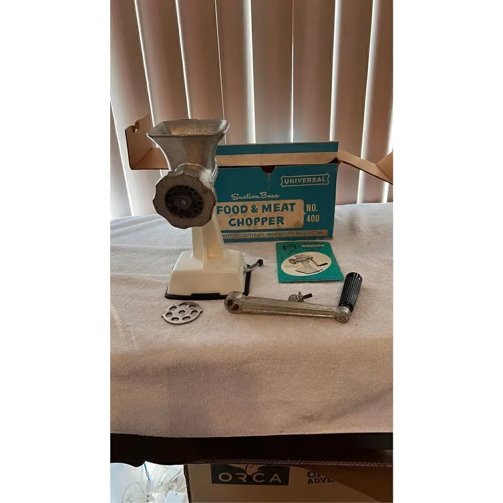 UNIVERSAL SUCTION BASE FOOD & MEAT CHOPPER NO.400